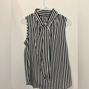 H&M dressy top with tie neck